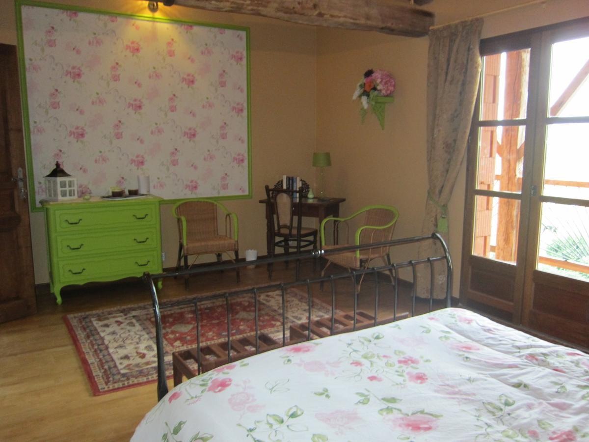 La Ferme Du Bascou Bed & Breakfast Madiere Room photo